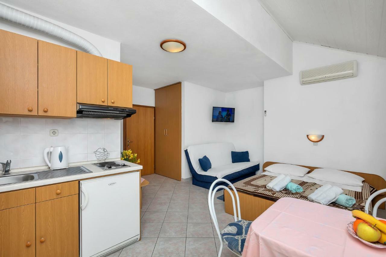 Apartments Jukić Baška Voda Zewnętrze zdjęcie